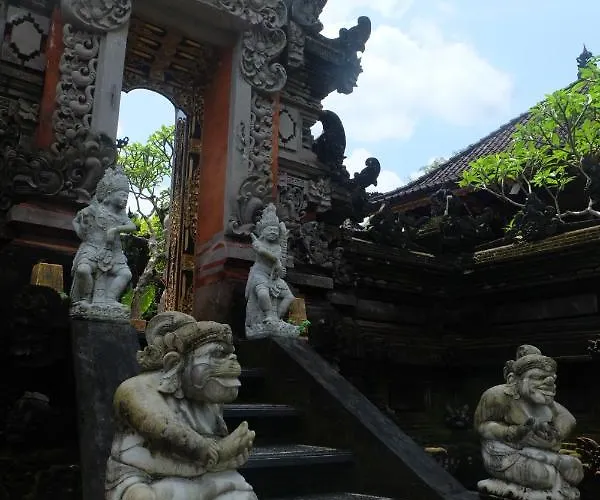 Gunung Kawi House ロッジ *